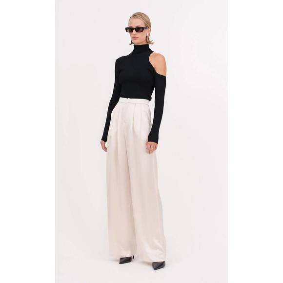 NEW NONCHALANTLABEL rooney knit top in black - Picture 3 of 3